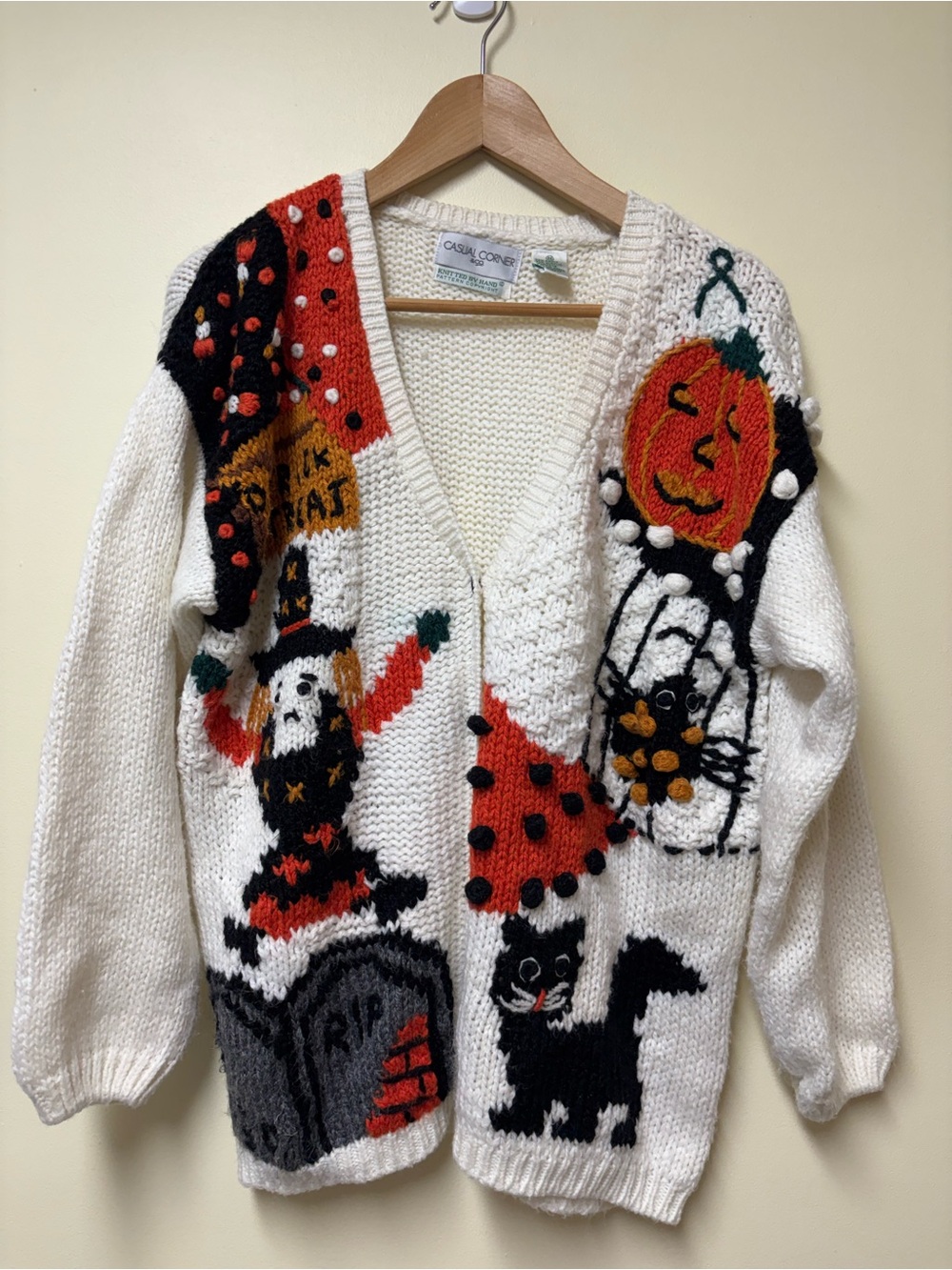 Vintage Hand Knit Chunky 90’s Halloween Fall Trick or Treat Cardigan - Medium